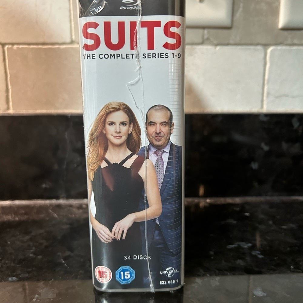 Suits - the complete series - Picture 4 of 4